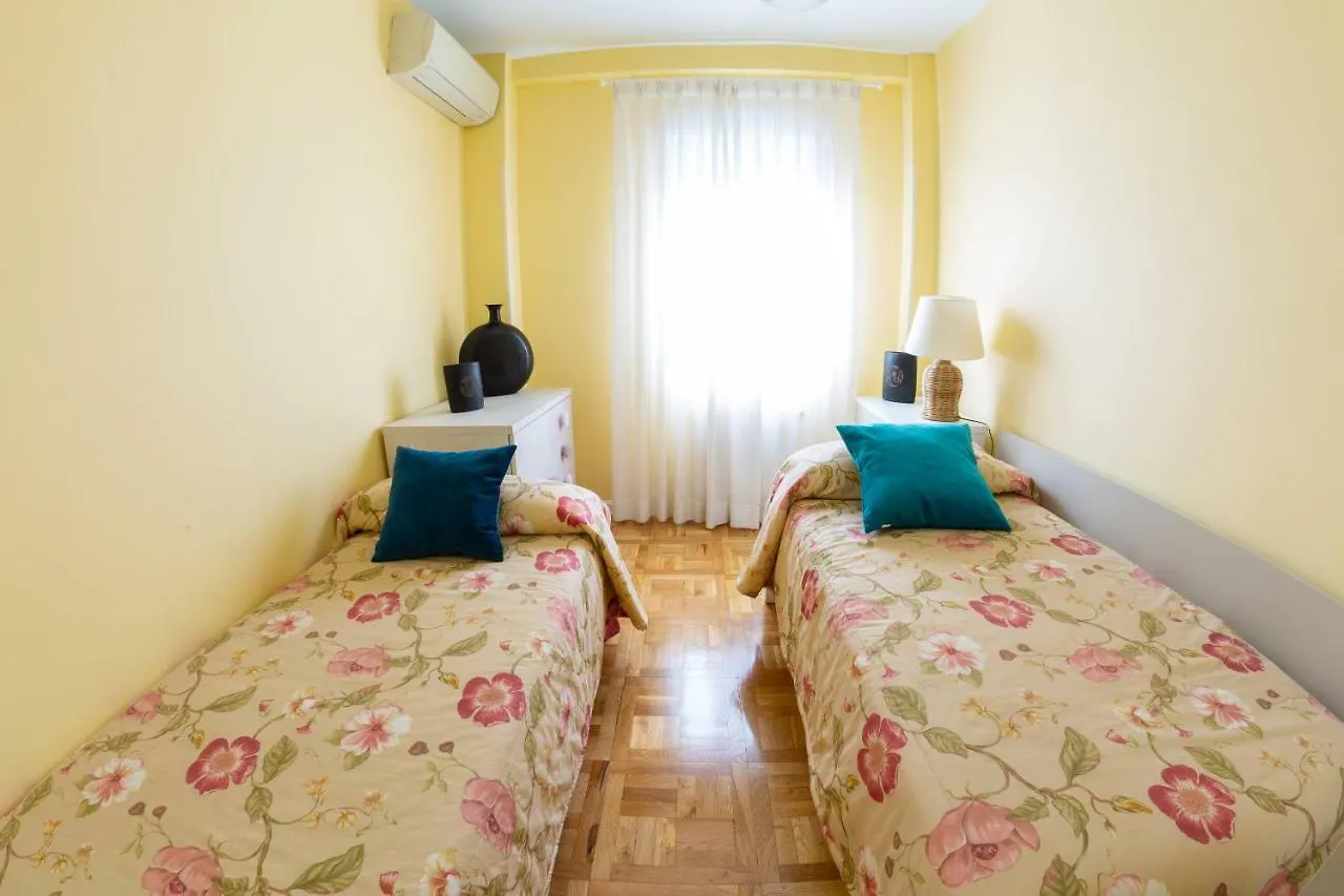 Apartment Apartamentos Duque Ventas Madrid Spain